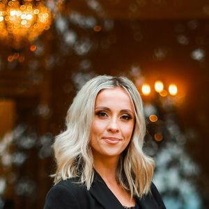 Meet your Posher, Irina